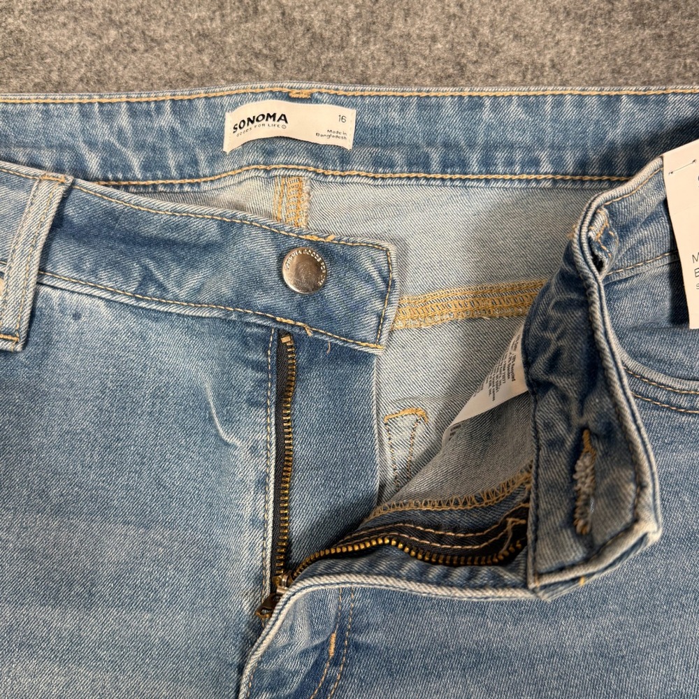 Sonoma Goods for Life Womens Mid-Rise Bootcut Stretch Jeans Light Wash Size 16 - Picture 5 of 12
